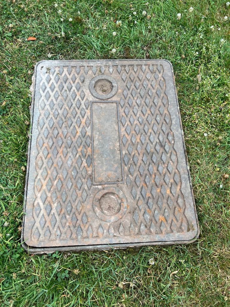 Cast Iron Manhole Cover & Frame