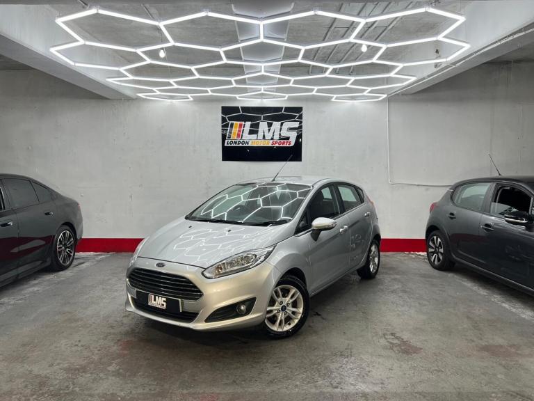 2015 Ford Fiesta 1.0 EcoBoost Zetec 5dr HATCHBACK Petrol Manual
