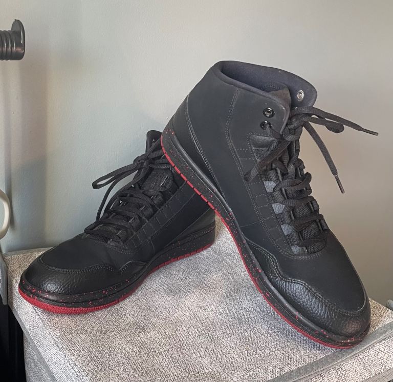 Nike Jordan Trainers – Black with Red Soles, Good Condition