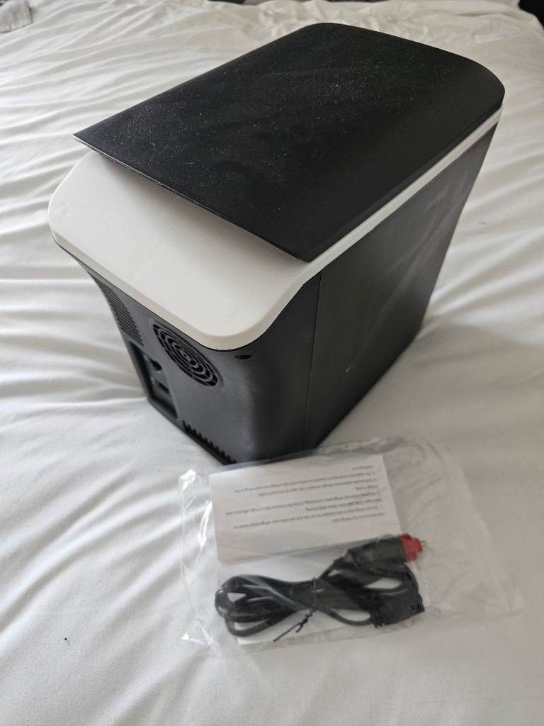 12v Car / Camping Fridge / Warmer