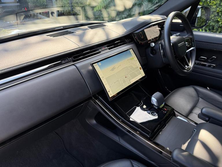 2024 Land Rover Range Rover Sport 3.0 D300 Dynamic SE 5dr Auto ESTATE DIESEL Automatic