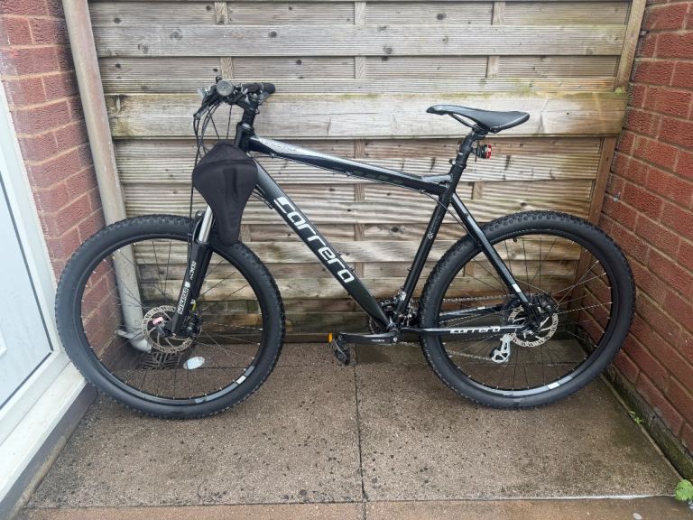 Carrera Vengeance Mountain Bike 22” XL Frame 27.5” Wheels Black Good Condition