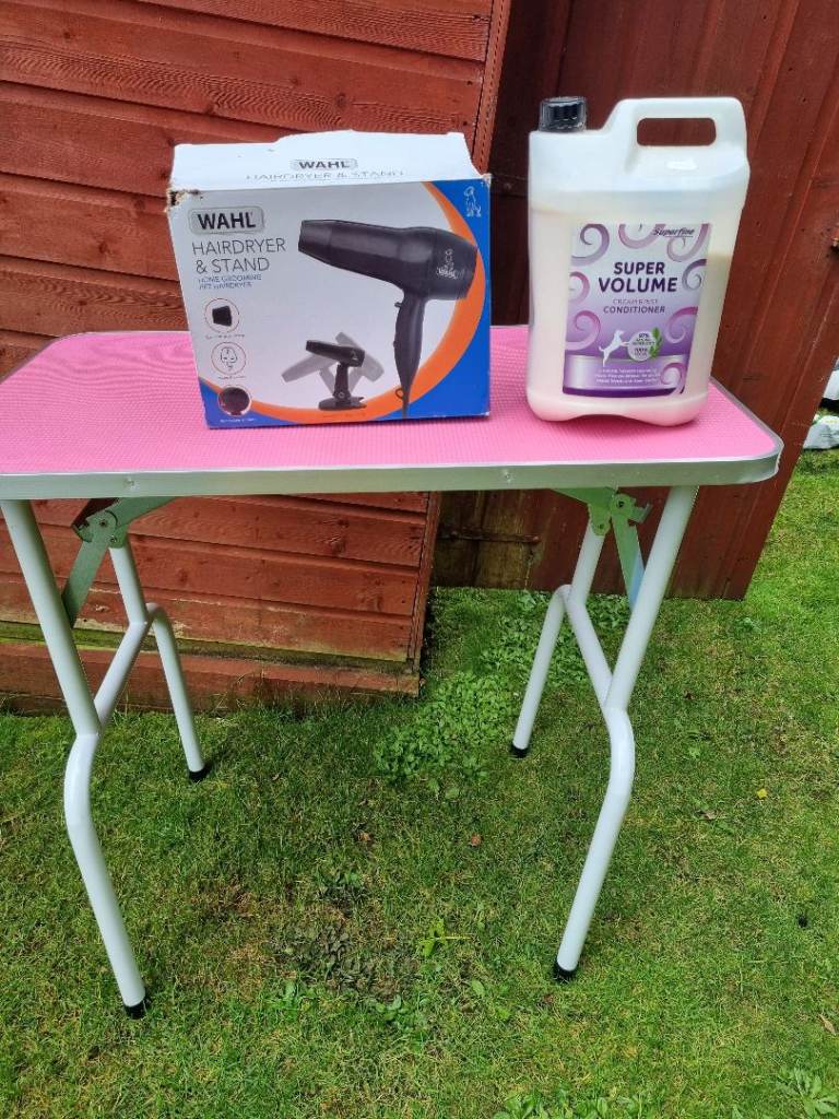 Grooming table and pet hairdryer  and condition 