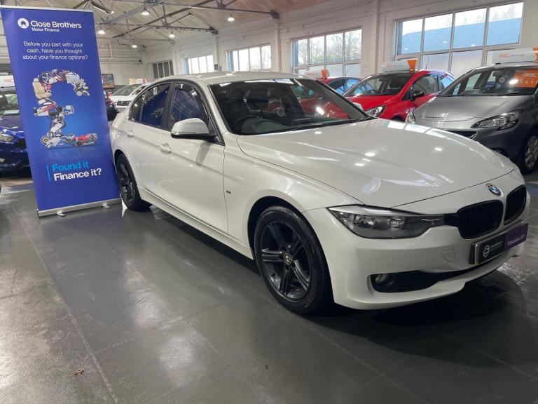 2013 BMW 3 Series 2.0 318d SE Euro 5 (s/s) 4dr SALOON Diesel Manual