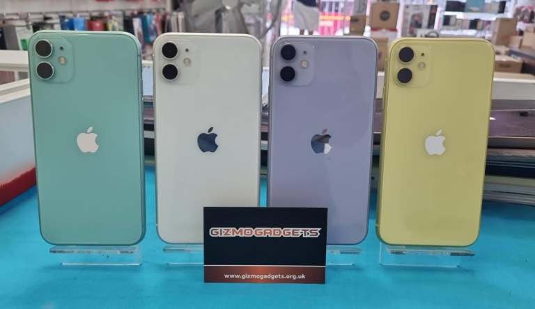 APPLE  iPHONE 11 - 256GB - UNLOCKED - (EXCELLENT CONDITION)+ WARRANTY