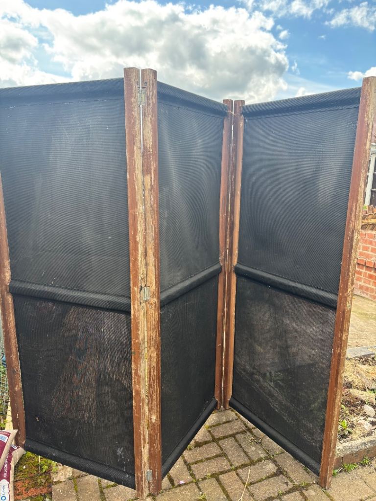 garden screen divided