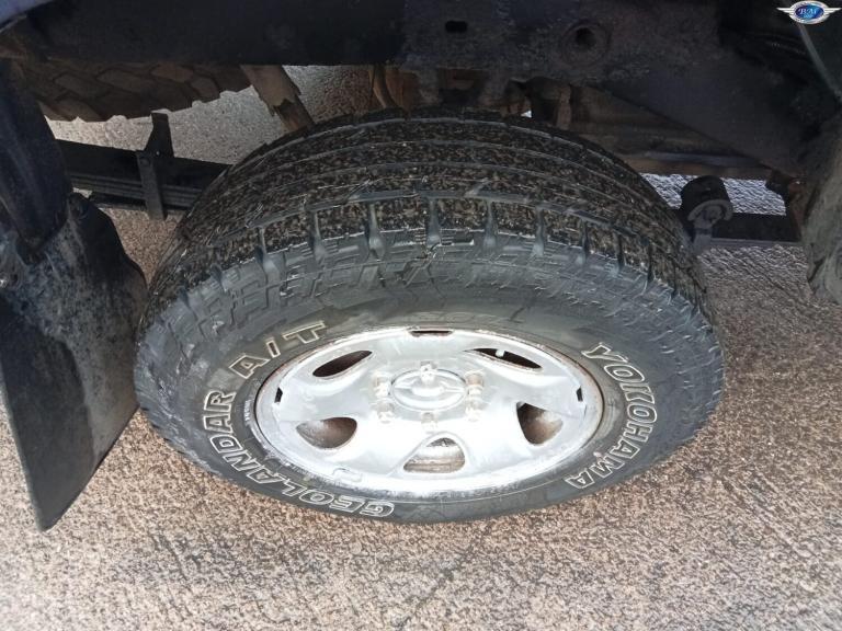 TOYOTA HILUX 2.5 270 EX Blue Manual Diesel 2003