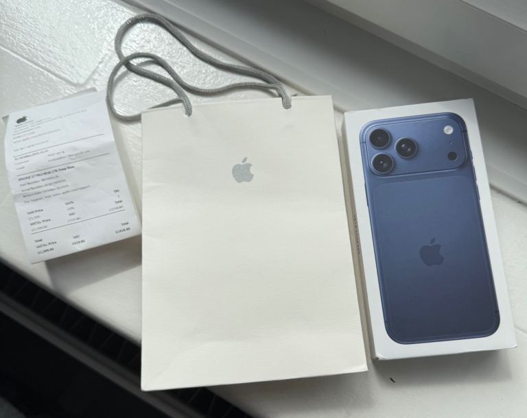 iPhone 17 Pro Max 1TB Blue - Brand New + Receipt