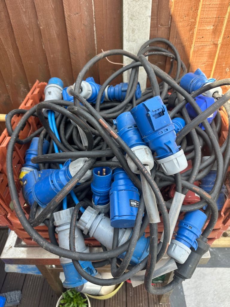 Job Lot of Industrial 16A Blue Commando Extension Leads & Plugs – Site/Camping/Workshop