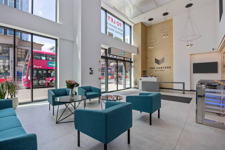 Belfast - BT2 7BA \ Flexible Desk Access Through Coworking Membership