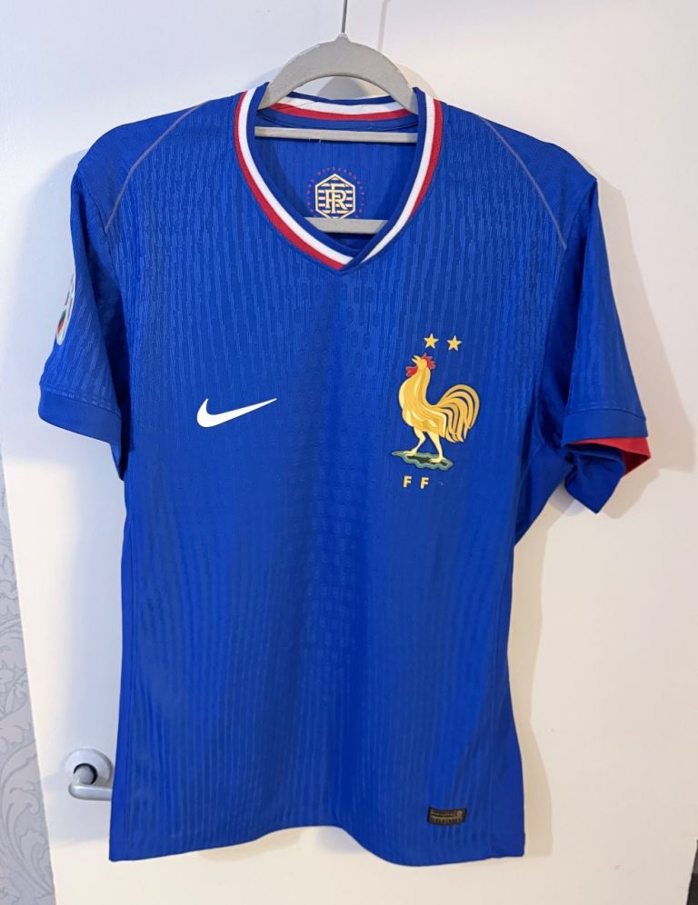 Nike France National Team 2024/25 Home Soccer Jersey Size L