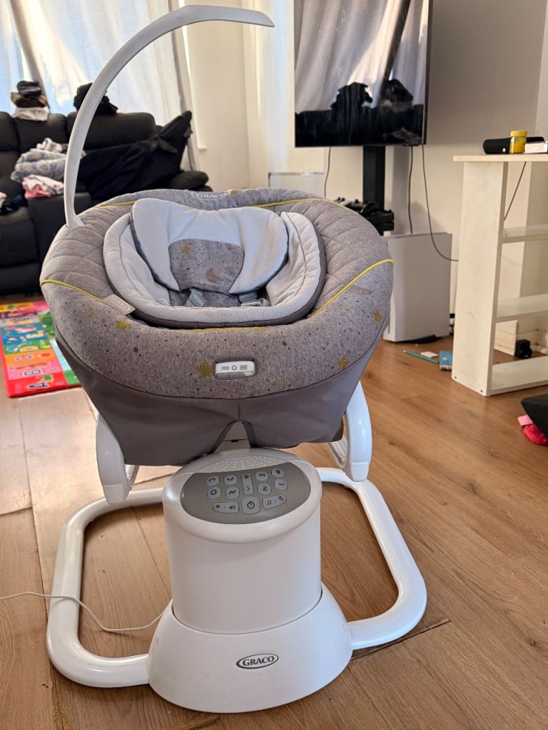 Graco baby swing and bouncer