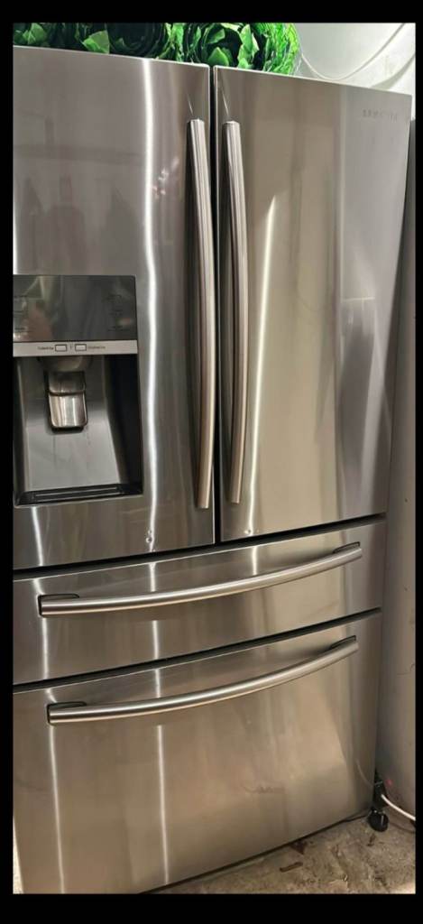Samsung american fridge freezer