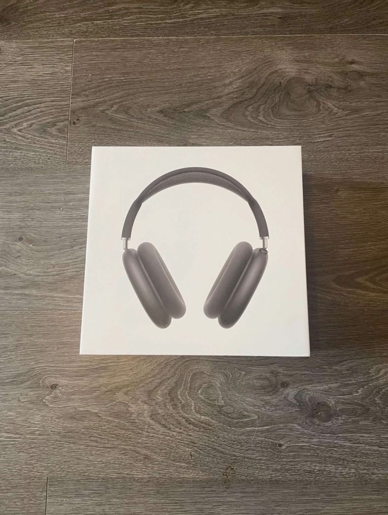 Apple AirPods Max - Midnight *SEALED*