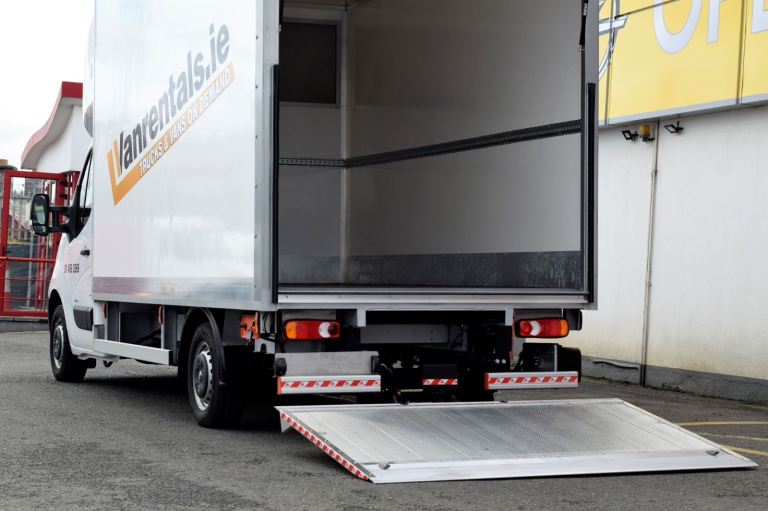 SAME DAY MAN AND VAN SERVICE LONDON | HOUSE REMOVALS, FURNITURE COLLECTION AND DELIVERY 
