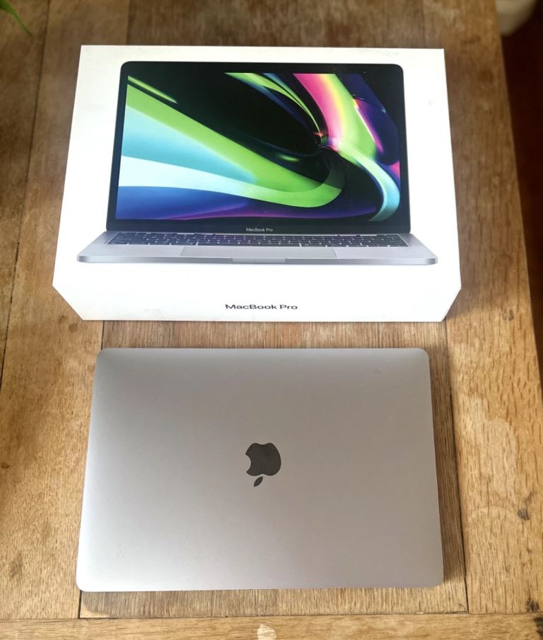 2021 Apple MacBook Pro 13” m1 8Gb 256Gb   SSD Logic MS Office Logic Pro X Ableton 11 Final Cut