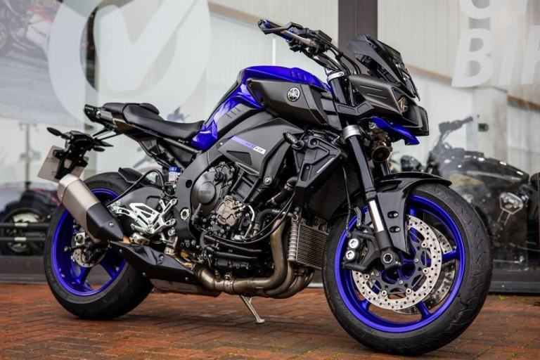 Yamaha MT-10 LOW MILES ! STUNNING