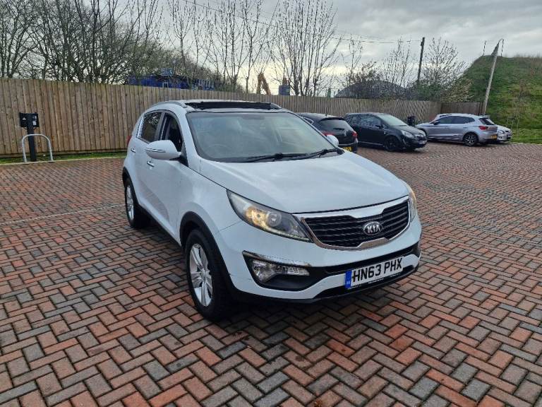 Kia, SPORTAGE, Estate, 2013, Manual, 1591 (cc), 5 doors