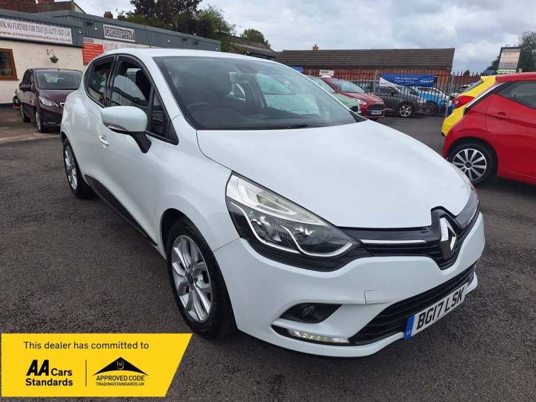 2017 Renault Clio 1.2 16V Dynamique Nav Hatchback 5dr Petrol Manual Euro 6 (75 ps) Hatchback Petr...
