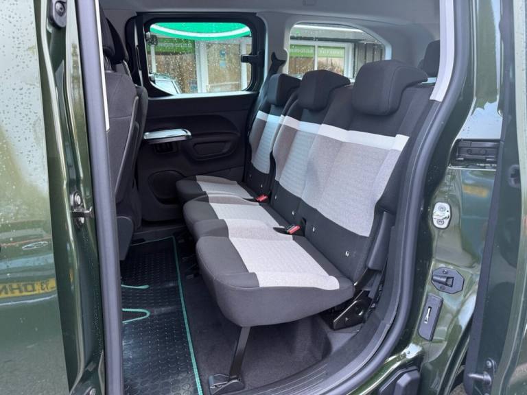 2025 Citroen Berlingo 100kW Plus XL 52kWh 5dr Auto [7 Seat] MPV ELECTRIC Automatic