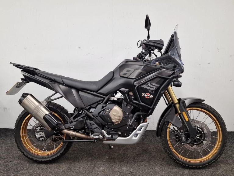 VOGE DS800X RALLY *** MASSIVE SPEC - LOW MILES - HEATED SEATS and GRIPS ***