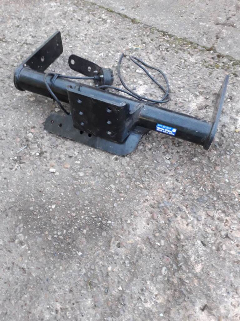 Ford Transit tow bar