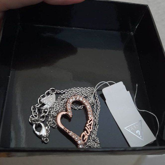  Jewellery: Guess Necklace (Brand New)