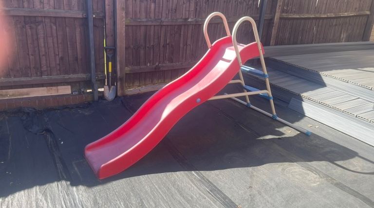 👉 Cheap Kids Slide £10 – Selling Fast – Don’t Miss Out