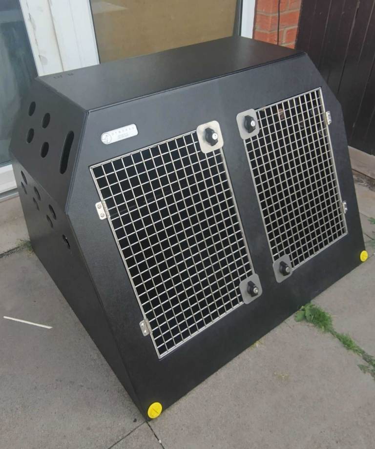 DT Boxes ( DT 13 ) Transport double dog box ( Lightweight & Lockable )