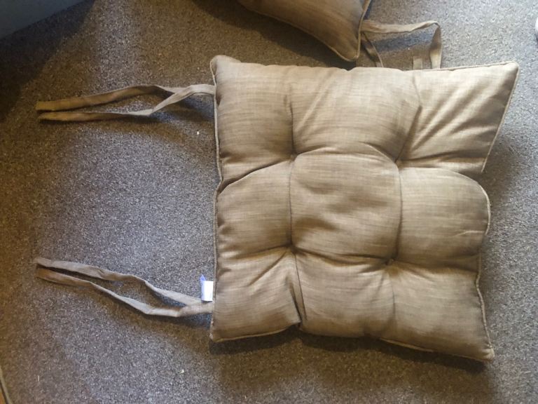 Chair pads (dunelm ) 