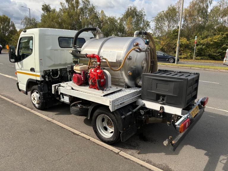 MITSUBISHI CANTER 3C13 MANUAL 3.5T TOILET EMPTIER /TANKER £23950+ VAT