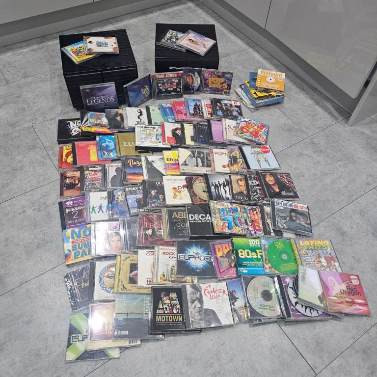 CD's and 2 cd boxes