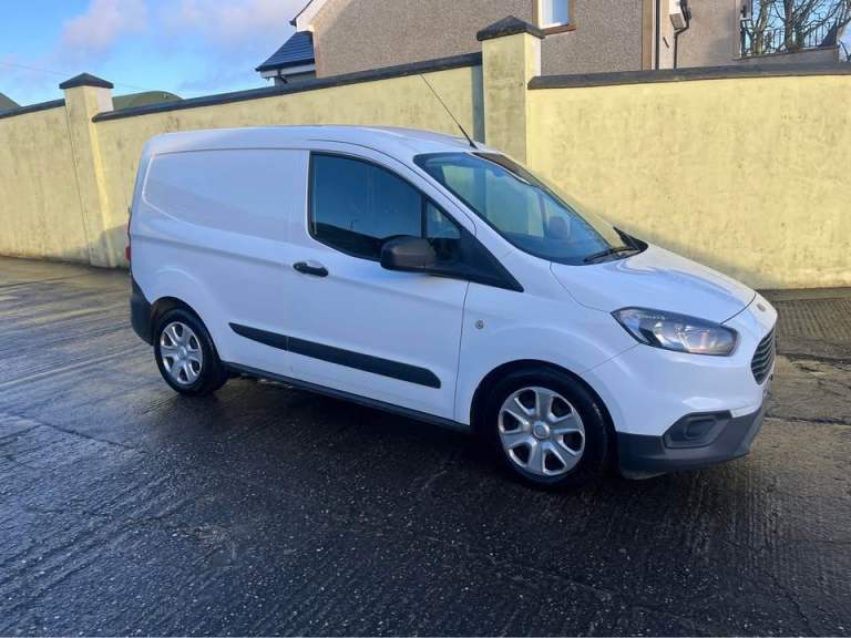 2020 FORD TRANSIT COURIER 1.5 TDCI 100BHP TREND * 1 OWNER FSH * NOT COMBO CONNECT PARTNER BERLINGO