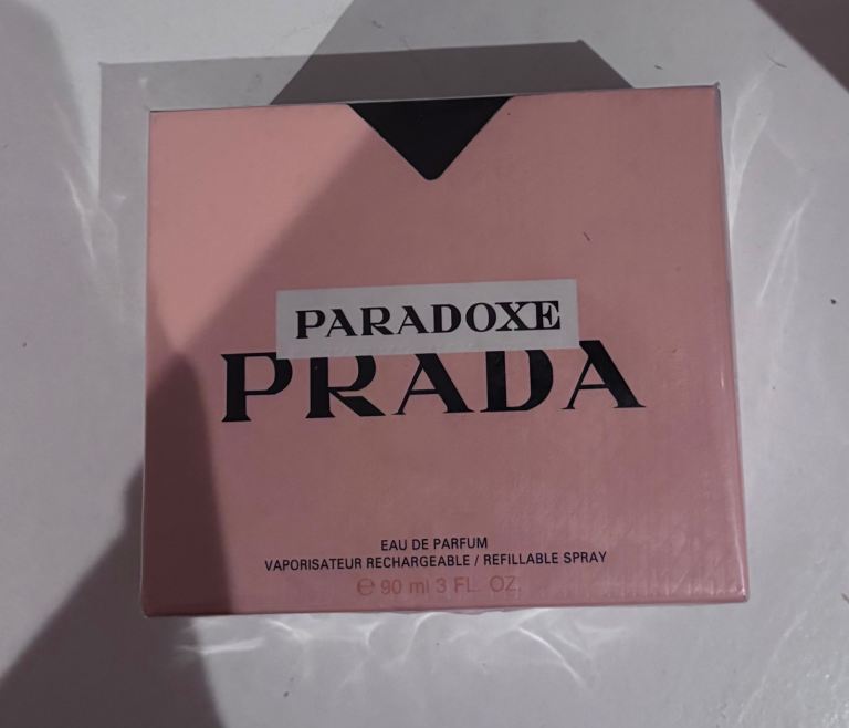 Prada paradoxe perfume 