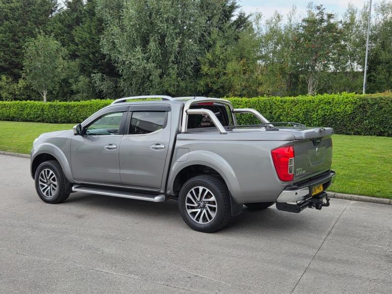 2016 Nissan Navara Double Cab Pick Up Tekna 2.3dCi 190 4WD PICK UP DIESEL Manual