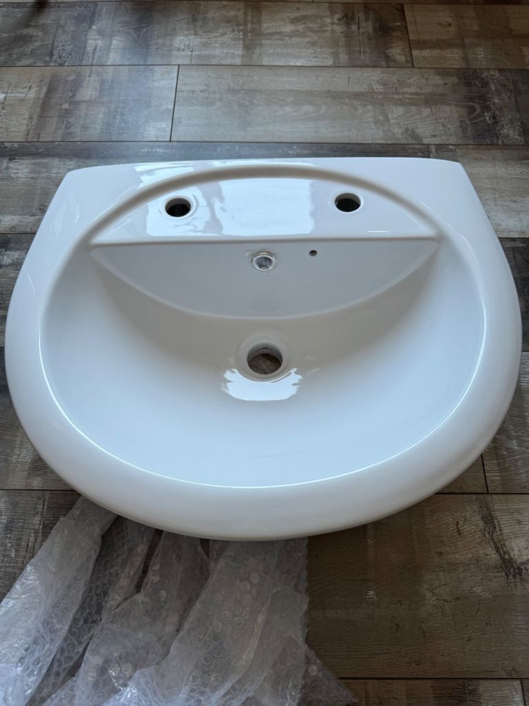 Eastbrook Loire Ceramic Basin *New White size:450X200X550MM