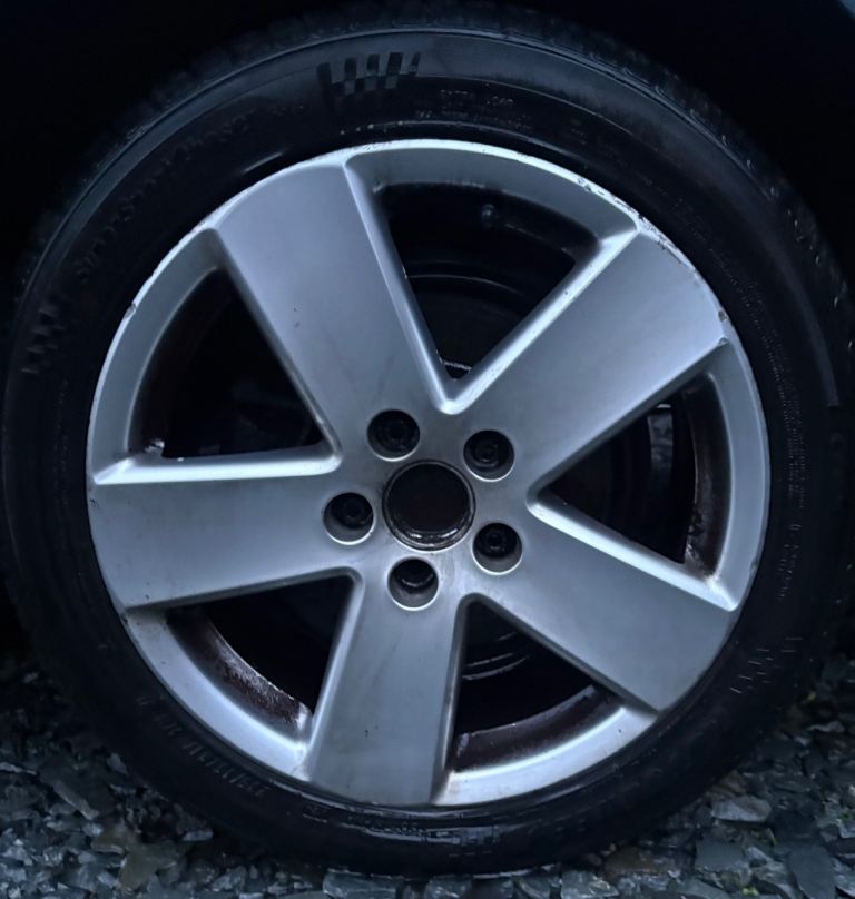 R Line 17 inch alloys Volkswagen Passat wheels 5x112