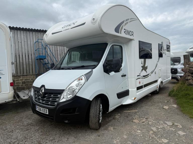 2016 - Rimor Katamarano 9 64,000 Miles - 7 Berth / 7 Belts Automatic