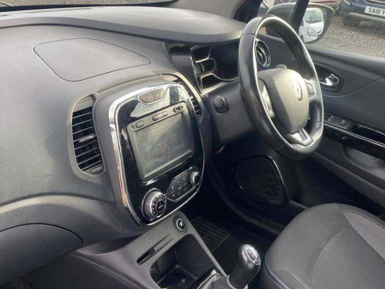 2017 Renault Captur TCe ENERGY Dynamique Nav SUV Petrol Manual