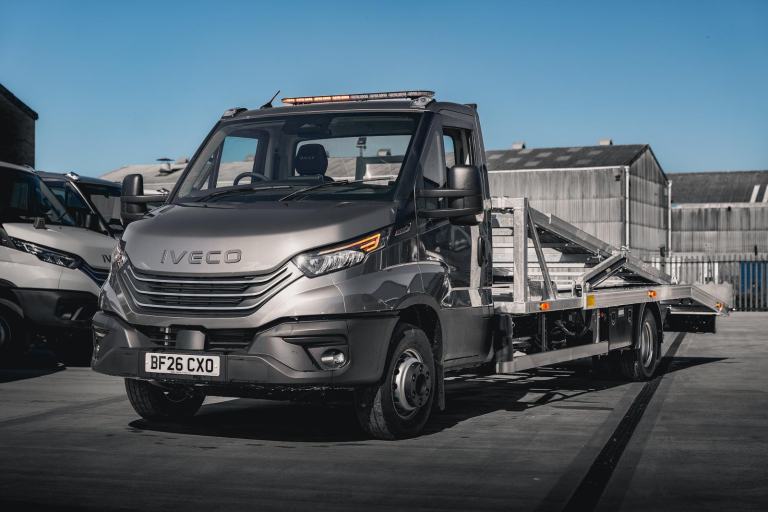 2026 IVECO DAILY HIMATIC TWIN DECK ULTRA LIGHT CAR TRANSPORTER RECOVERY TRUCK