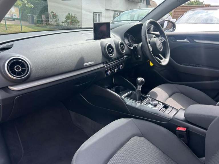  Audi A3 1.0 TFSI SE Sportback Euro 6 (s/s) 5dr Petrol