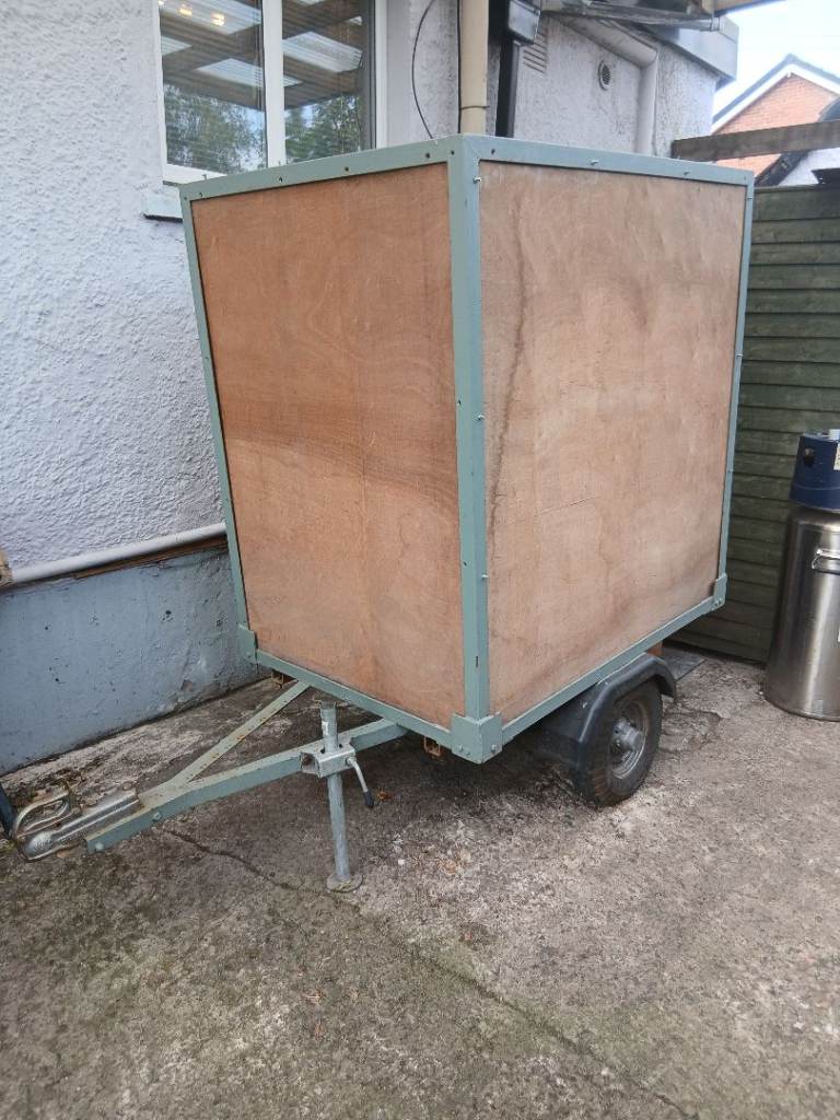 Box Trailer