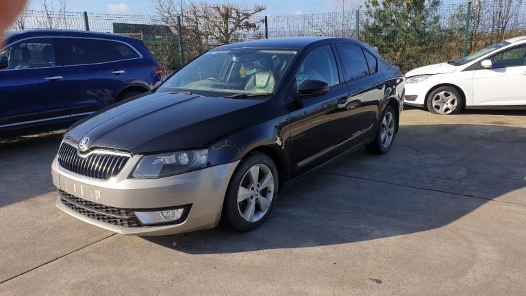 **For parts** Skoda Octavia SE, 1.6 diesel 5 speed (2016)