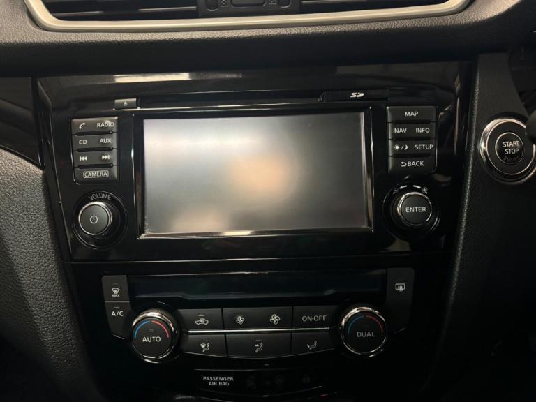 2015 Nissan Qashqai 1.2 DIG-T n-tec+ 2WD Euro 5 (s/s) 5dr HATCHBACK Petrol Manual