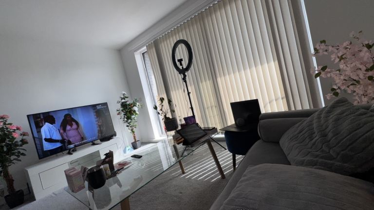 Room in a two-bed flat to share