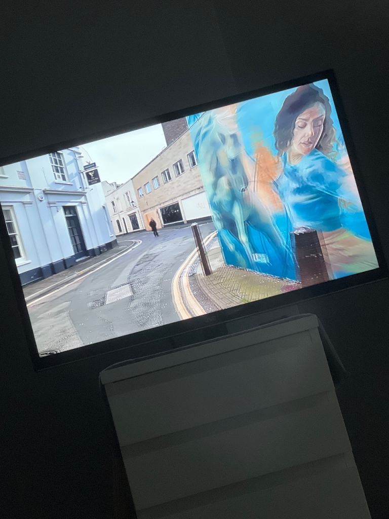 JVC smart tv 32”