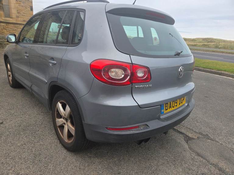 Volkswagen, TIGUAN, Estate, 2009, Manual, 1968 (cc), 5 doors