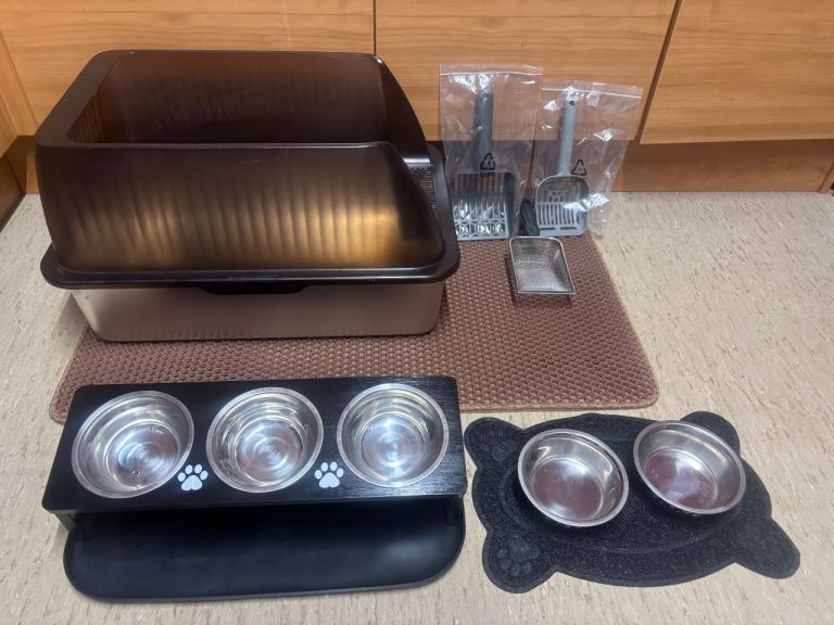Cat/Pet accessories bundle-stainless steel litter box,litter scoops,food station bowls,litter matt