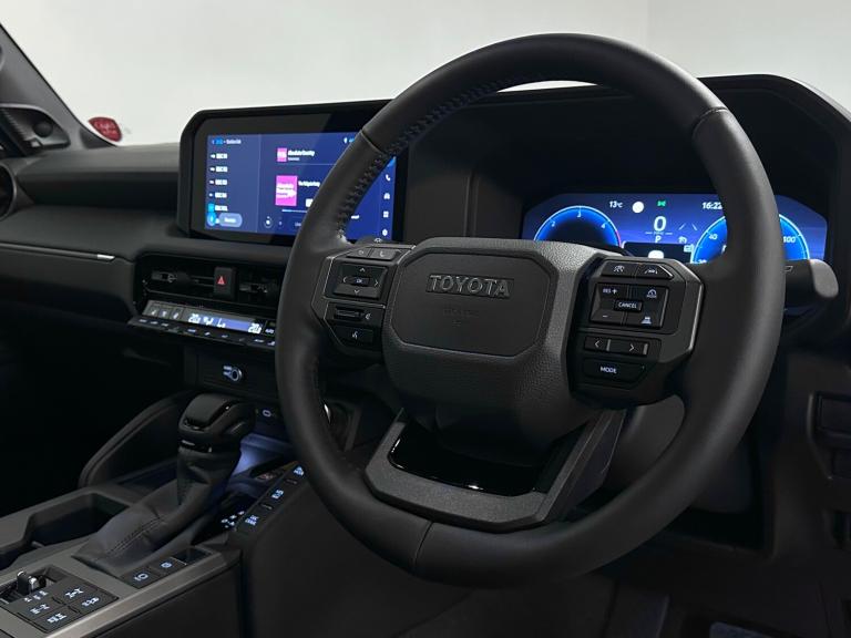 2025 Toyota Land Cruiser Invincible 2.8 D-4D Auto (LWB) ( 204 bhp ) Station Wagon Diesel Automatic