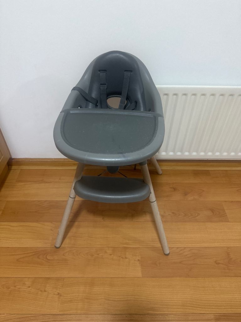 GONE *** Free Grey Baby High Chair with Tray mamas and papas 